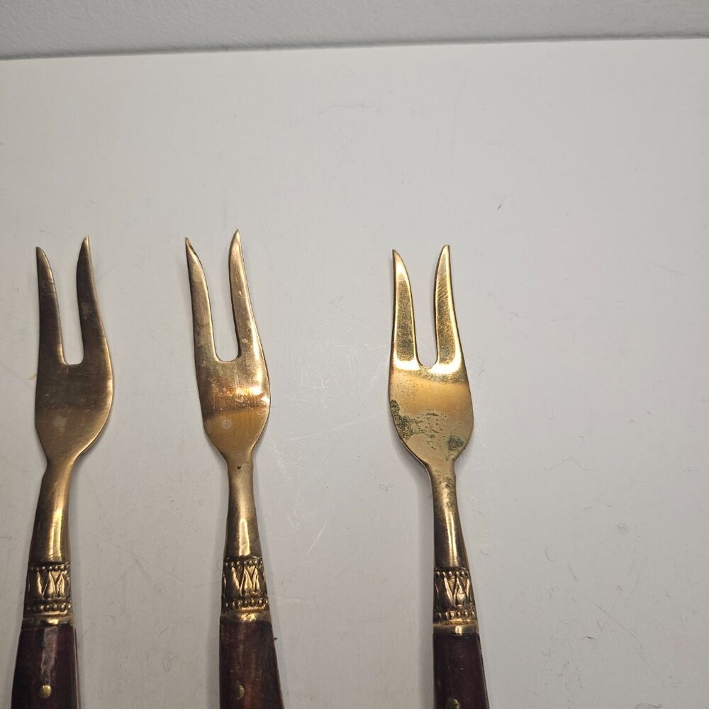 Vintage SIAM 6 Brass-Bronze gold tone & Teak wood cocktail forks Thailand - Picture 5 of 9